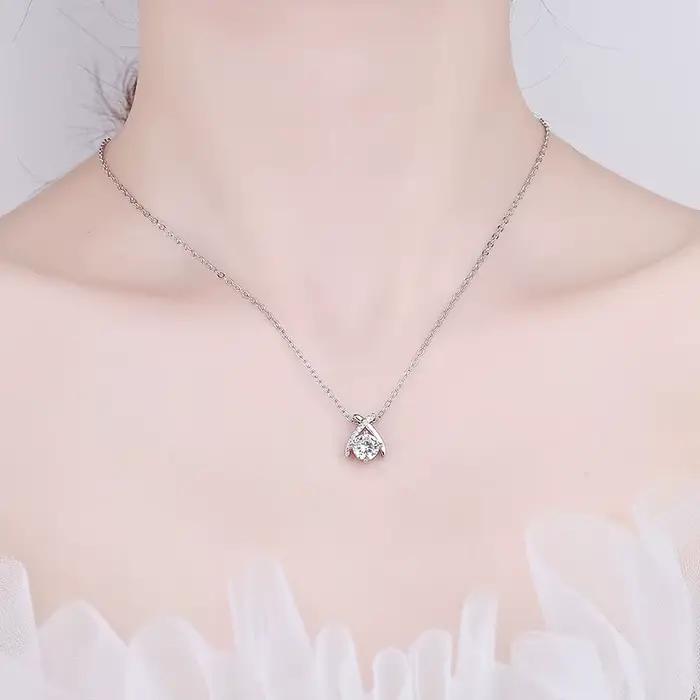 Collier avec pendentif en argent 925 pour femmes, zircon brillant, classique, à la mode, bijoux de fiançailles, de mariage, cadeau de fête, nouvelle collection