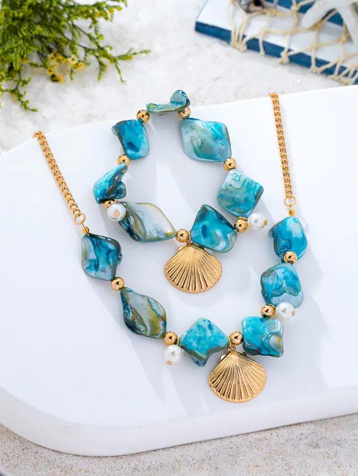 Ensemble de bijoux en perles de résine bleues effet patiné pour femme, collier et bracelet avec pendentif en perle coquillage dorée, ensemble complet d'accessoires de style bohème pour l'été et la pla