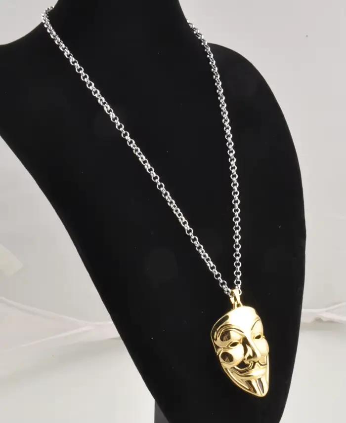 Vendetta – collier à pendentif en V doré pour hommes et femmes, bijou à la mode avec masque facial