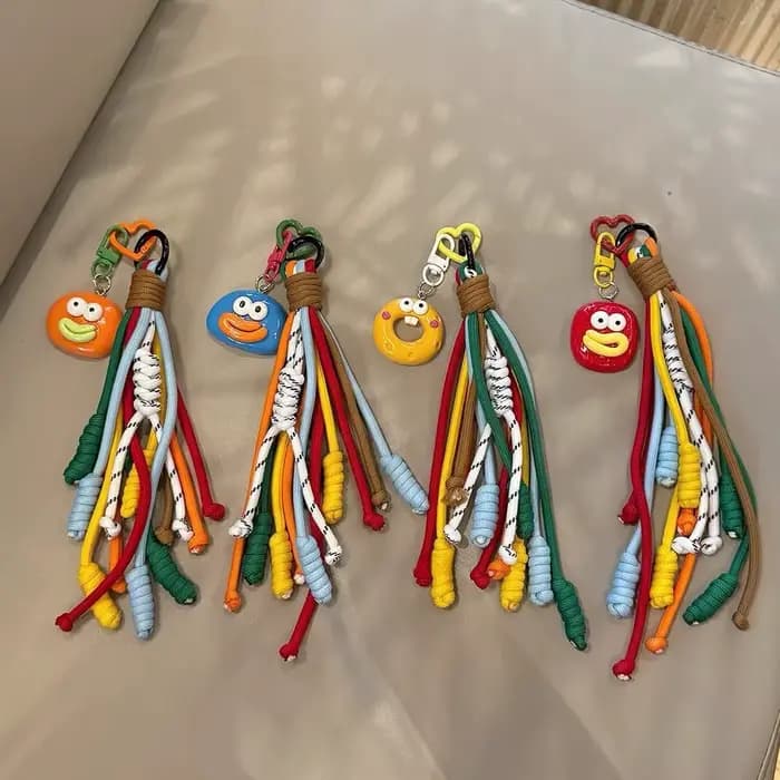 Porte-clés mignon style coréen lèvres de saucisse, breloque de sac amusante, corde colorée, cadeau pour couple