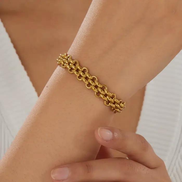DIEYURO Bracelet Chunky Plaqué Or 18K Style Hip Hop Audacieux pour Femme, Chaîne de Main Épaisse en Acier Inoxydable Étanche, Bijou Cadeau