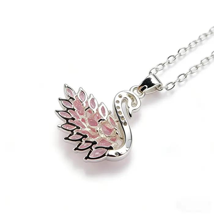 Collier élégant avec pendentif en cristal en forme de cygne rose pour femmes, bijoux de luxe à la mode, cadeau de noël, d'anniversaire, de saint-valentin