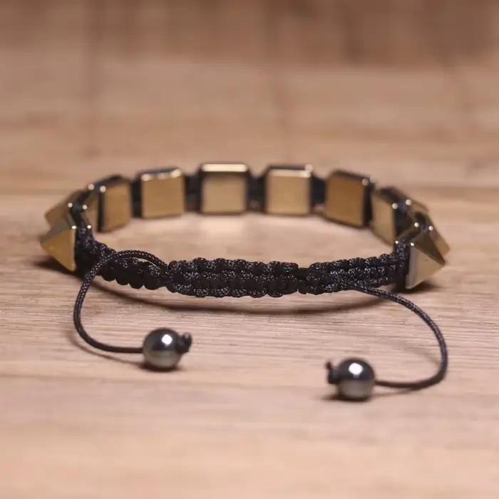 Bracelet à rivets de Style gothique pour hommes et femmes, tissé à la main, réglable, tendance pour la rue ou Halloween, accessoire de Cosplay, cadeau spécial