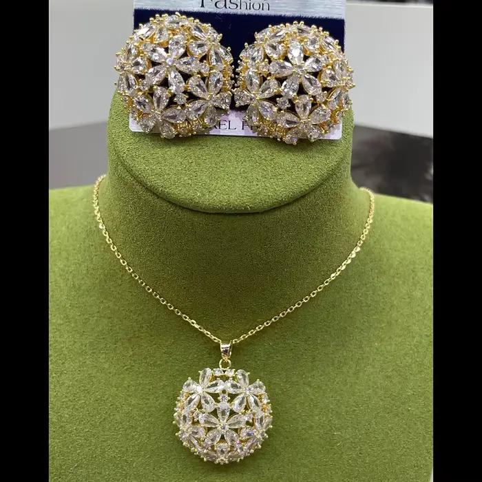 Missvikki luxe mode collier rond boucles d'oreilles ensemble de bijoux Super CZ pour les femmes nobles mariage de mariée magnifique cadeau scintillant