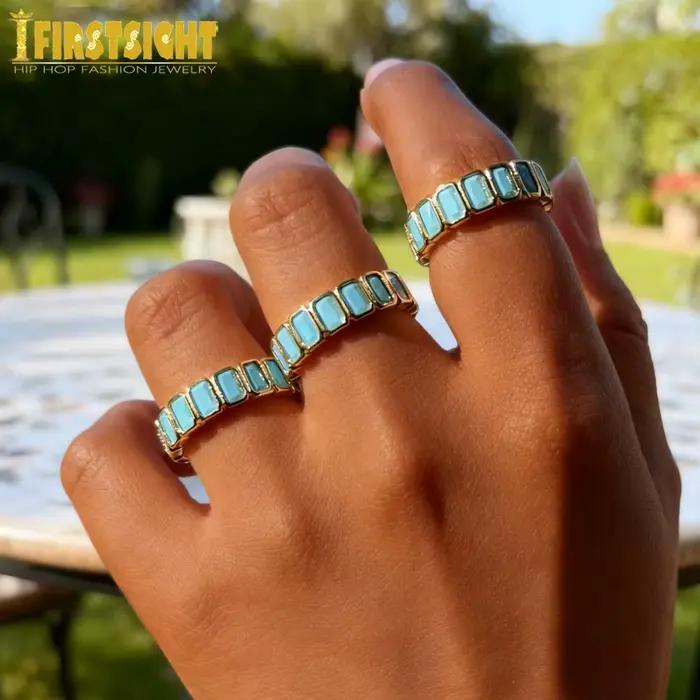 Bague carrée glacée de noël pour hommes et femmes, en Zircon cubique scintillant, couleur or, bijoux de luxe, nouvelle collection 2025