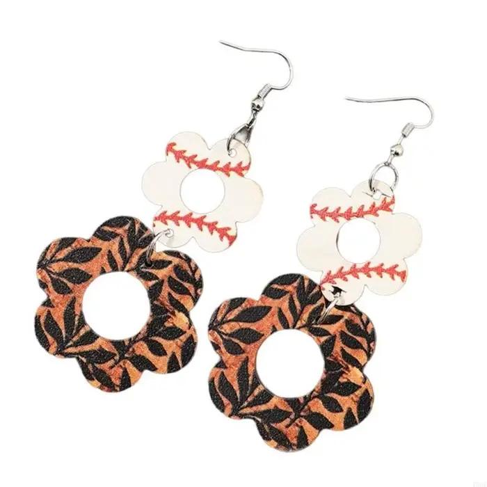 Boucles d'oreilles en bois conviviales avec découpe florale distinctive vache élégant crochets d'oreille charme pour