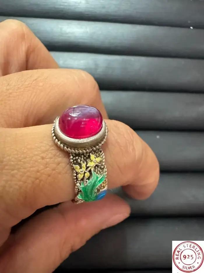 Bague tibétaine en argent cloisonné, incrustée de rubis étoilés, style ethnique rétro, bande ouverte réglable, bijou de doigt vintage unisexe