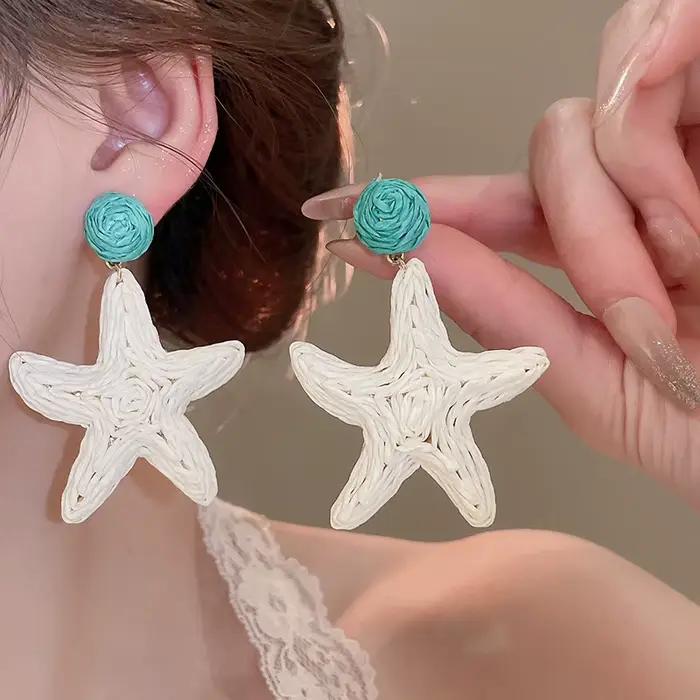 Boucles d'oreilles pendantes en raphia tressé pour femme, motif étoile de mer et fleur, bijoux d'oreille originaux pour vacances à la plage K