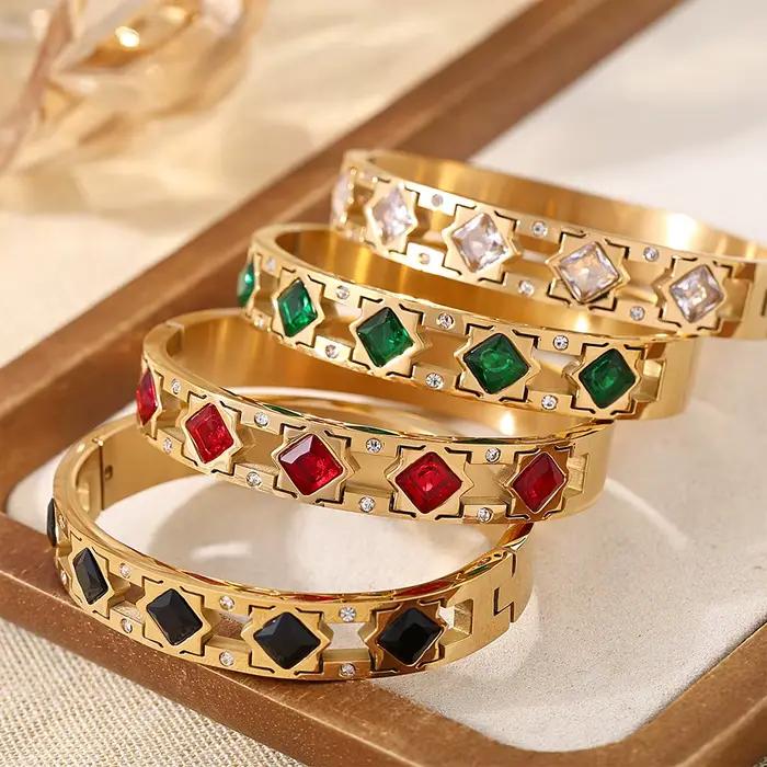 Bracelet Vintage pour femmes, sans rouille, plaqué or, en acier inoxydable, carré en verre rouge, breloque, bijoux de luxe, cadeau