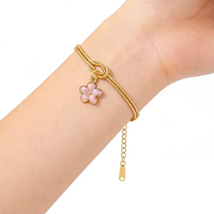 Bracelets à breloques en émail fleur de frangipanier, couleur rose et violette, pendentif en acier inoxydable Plumeria, bijoux chaîne de main marguerite
