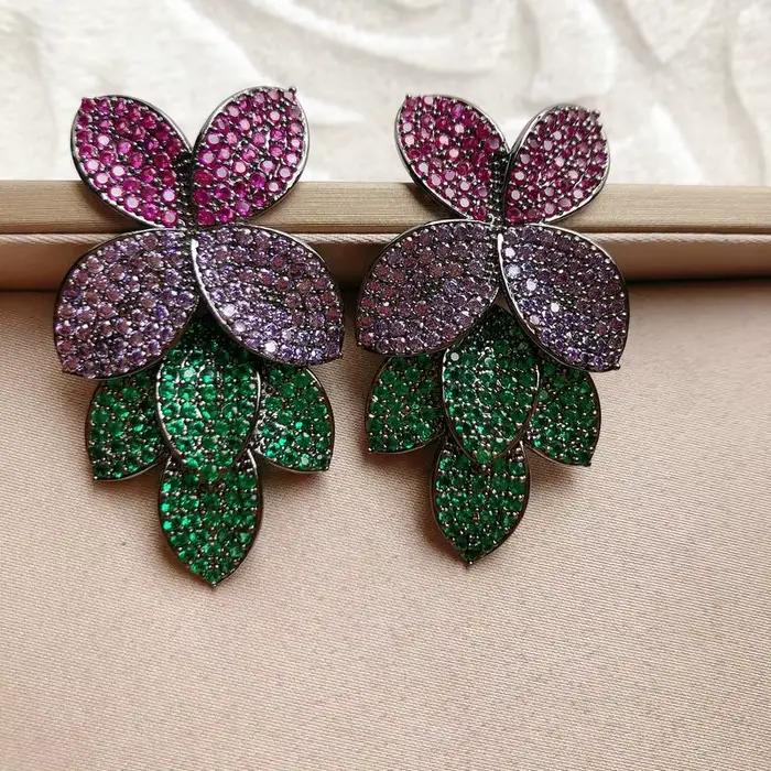 Bilincolor-Boucle d'oreille de luxe pour femme, grosse boucle d'oreille fleur violette et rouge, cuir chevelu vert