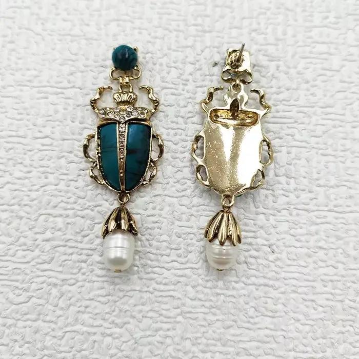 Boucles d'oreilles vintage grandes perles, design unique, accessoires de mode pour femmes d'âge mûr, élégance et style rétro
