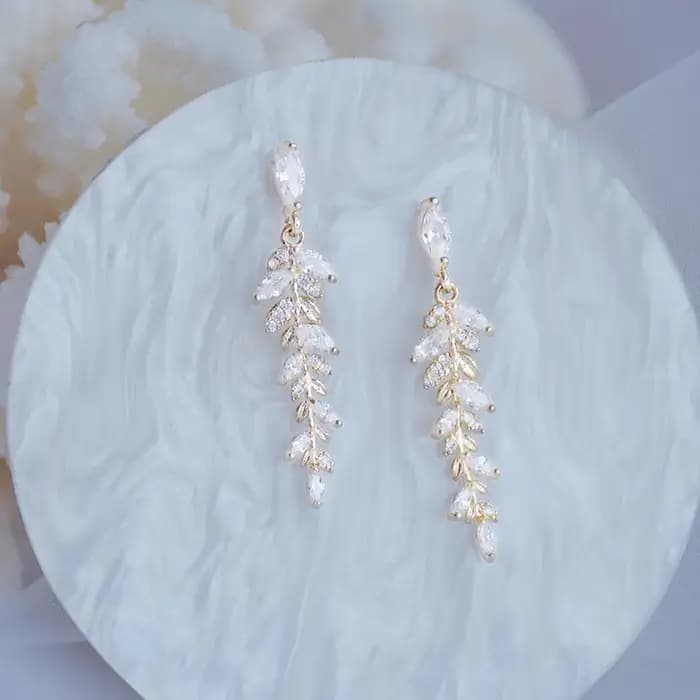 Boucles d'oreilles à breloques en feuilles d'or véritable 18 carats pour femmes