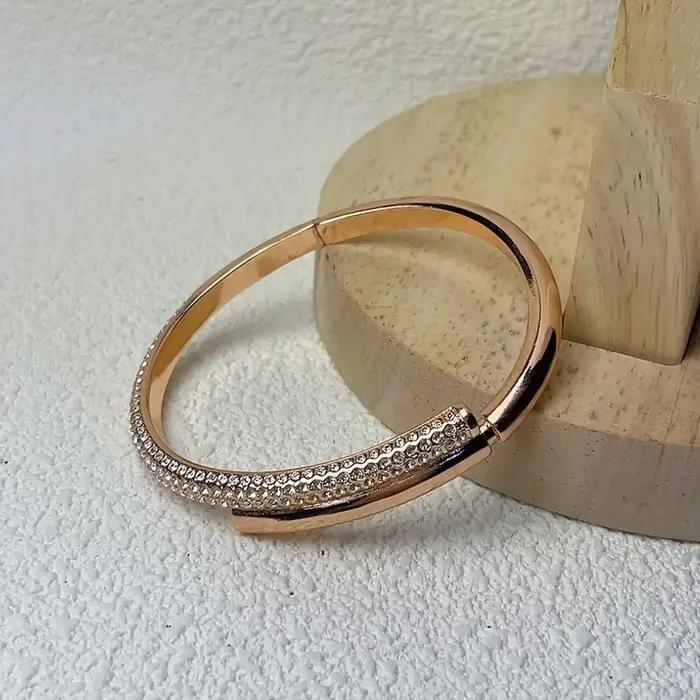 Parure de bijoux originaux 2026, exquise, avec procédé de galvanoplastie, collier, boucles d'oreilles, bracelet et bague de luxe en perles pour femme, cadeau romantique