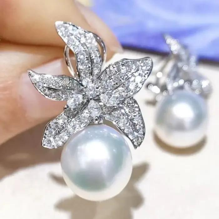 Boucles d'oreilles tendance pour femmes, forme de fleur, incrustation de zircon synthétique, perle, élégantes, luxueuses, bijoux de tempérament