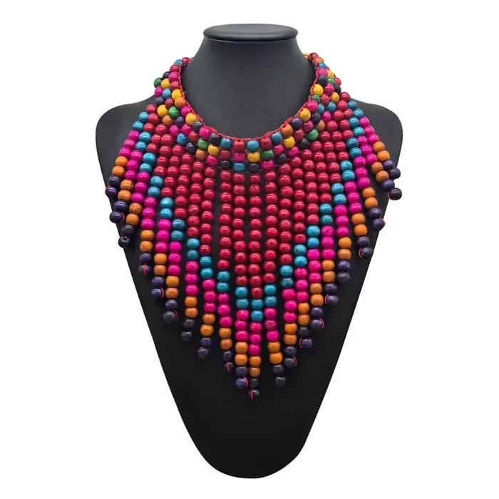 Collier bohème multicouche de perles en bois colorées, Long accessoire de Style ethnique exagéré pour femmes, forme géométrique faite à la main