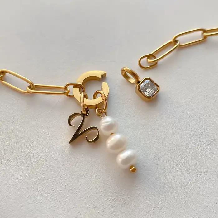 Bracelet Minimaliste de Luxe eManco pour Femme, Breloques Interchangeables, Acier Inoxydable, Couleur Or, Accessoire Chic pour le Travail et les Rendez-vous