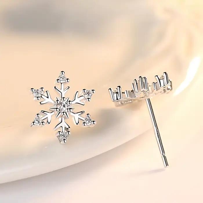 Boucles d'oreilles en argent sterling 925 avec zircones en forme de flocon de neige, élégantes, accessoires de bijoux pour femmes pour mariage et soirée
