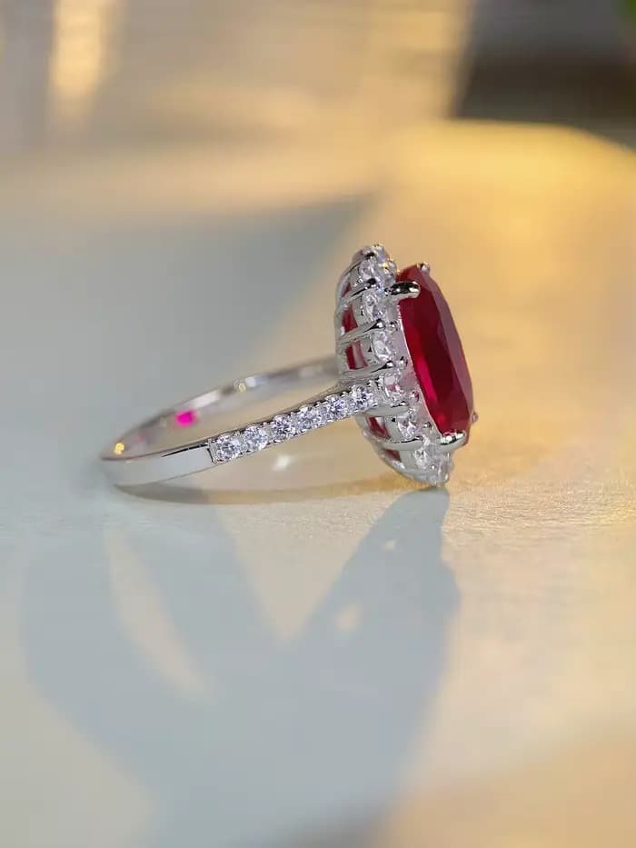 Bague originale en or blanc 18 carats
