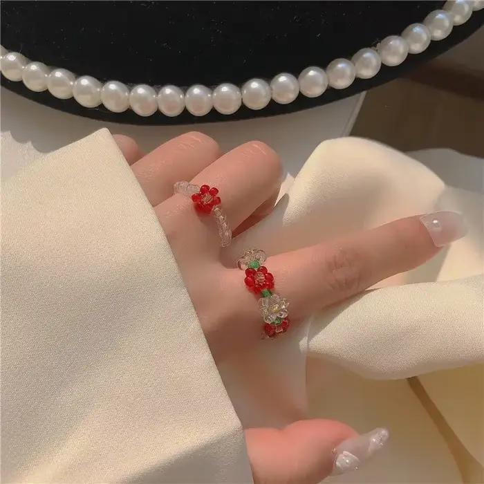 Nouvelle bague fleur tissée à la main, Sweet Little Qing, tendance ins, anneau élastique réglable perlé pour femmes