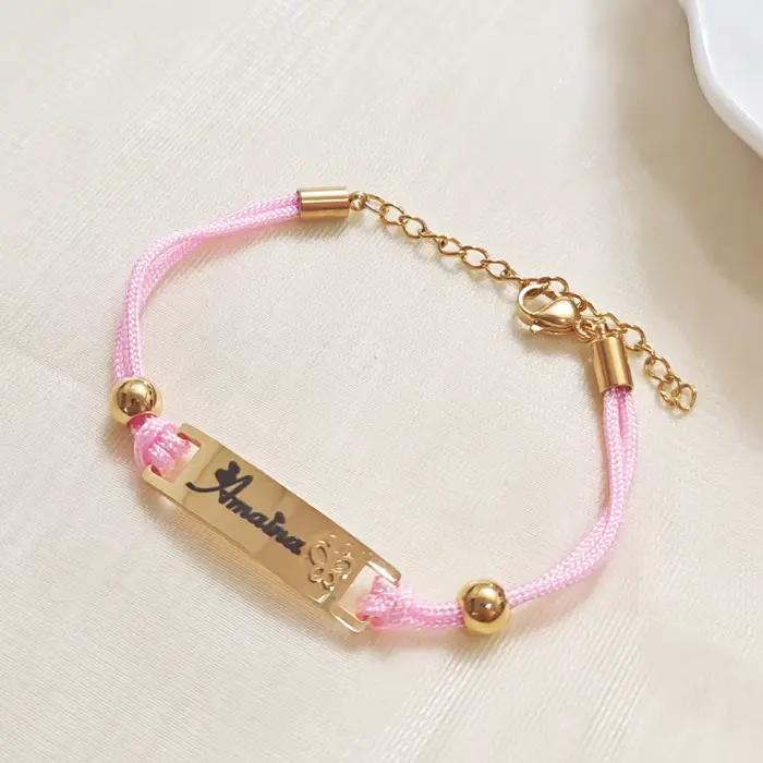 Bracelet en nylon rose personnalisé avec ajustement automatique, lettres de nom électroplaquées, cadeau de bijoux pour femmes