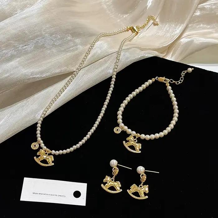 Ensemble de bijoux de noël, chaîne de perles, couleur or, pendentif Trojans, collier pour femmes, bijoux tendance, accessoires élégants, cadeau