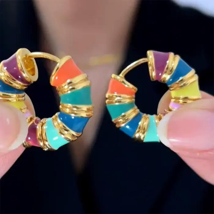 Boucles d'oreilles rondes en émail de couleur rétro romantique français, couleur or, nouvelles boucles d'oreilles pour femmes, accessoires de bijoux à la mode, 2025