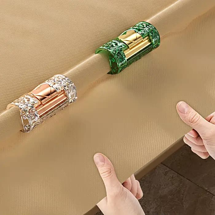 Attache-draps, un clip fixe pour draps qui empêche le glissement et la chute