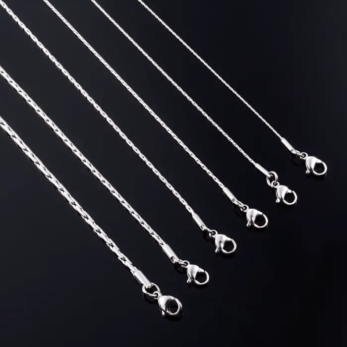 Collier fin chaîne de câble à maillons sur le cou pour femmes dames accessoires de bijoux en acier inoxydable 316L couleur argent tour de cou son cadeau