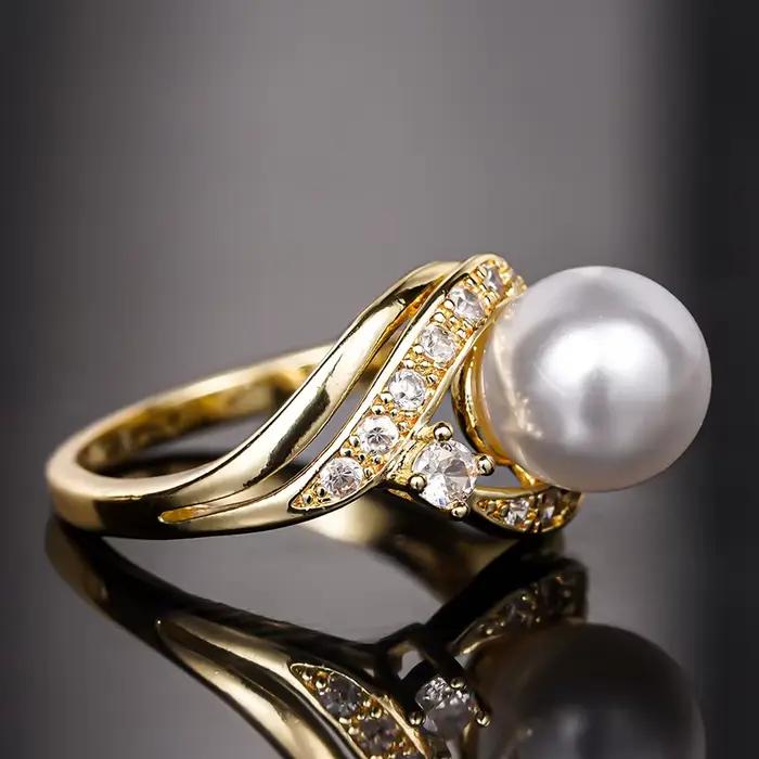 Huitan – bague en perles d'imitation gracieuse pour fiançailles, accessoires de doigt brillants et charmants pour femmes, bijoux de mariage exquis et nobles