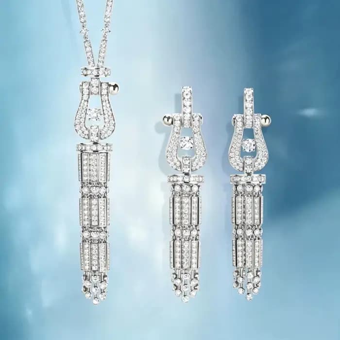 Collier ou boucles d'oreilles pendantes géométriques à longues pampilles en diamant à haute teneur en carbone