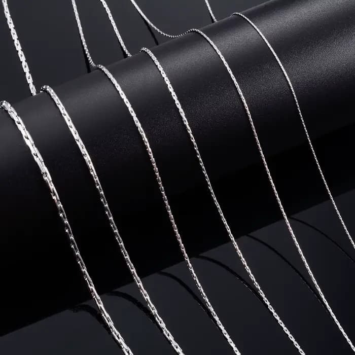 Collier fin chaîne de câble à maillons sur le cou pour femmes dames accessoires de bijoux en acier inoxydable 316L couleur argent tour de cou son cadeau