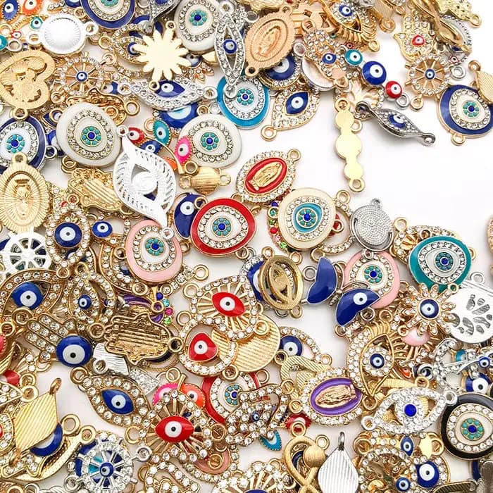 Mélange aléatoire de 10/20 pièces, breloques porte-bonheur mauvais œil pour Bracelet, collier, boucle d'oreille, accessoire, breloque pour les yeux, bijoux artificiels, pendentifs