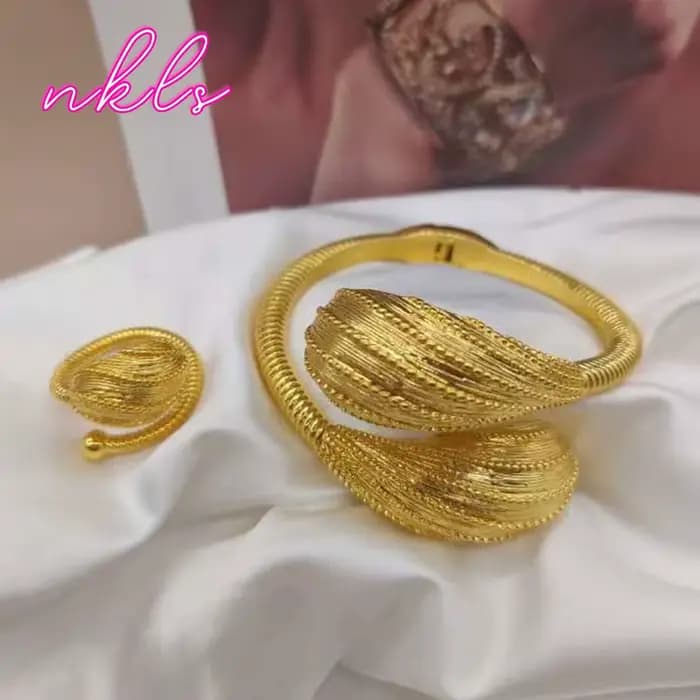 Ensemble de bagues de manchette couleur or pour femmes