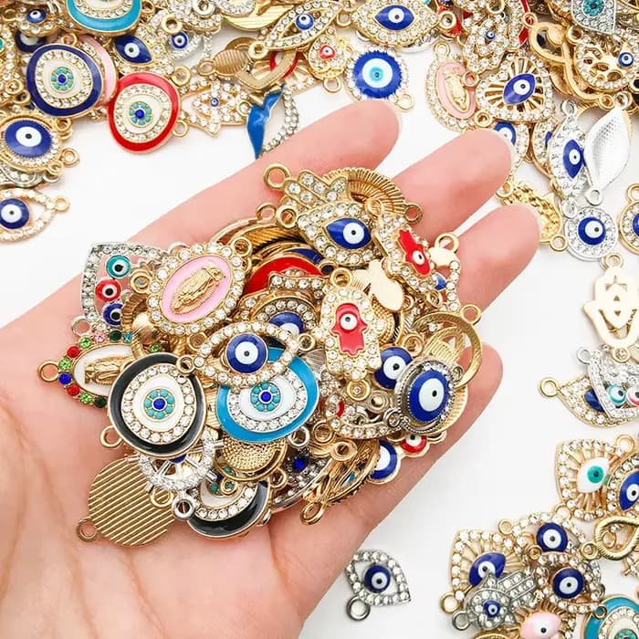 Mélange aléatoire de 10/20 pièces, breloques porte-bonheur mauvais œil pour Bracelet, collier, boucle d'oreille, accessoire, breloque pour les yeux, bijoux artificiels, pendentifs