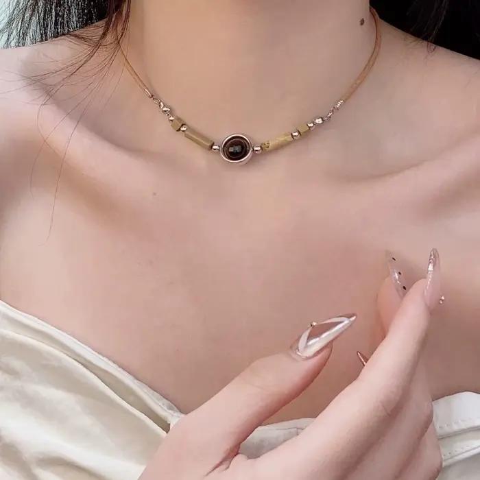 Collier de perles en pierre d'oeil de tigre, Design Punk Simple, mode haut de gamme, chaîne de clavicule courte, collier en cuir rétro pour hommes et femmes