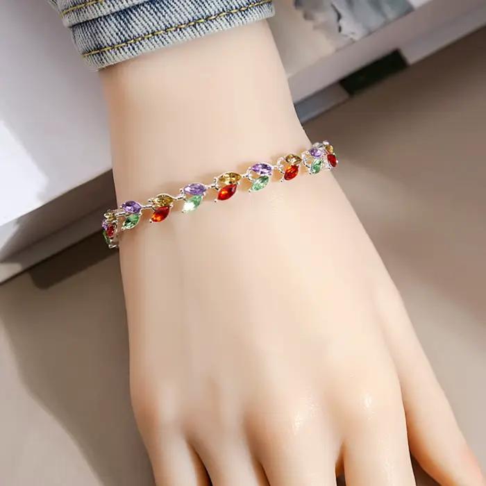 Bracelets en cristal arc-en-ciel exquis et luxueux pour femmes, accessoires de mode estivaux, bijoux doux, cadeau