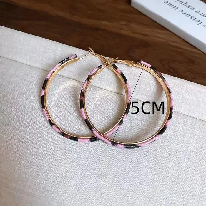 Boucles d'oreilles créoles rondes en cuir PU imprimé léopard rose 50MM pour femme
