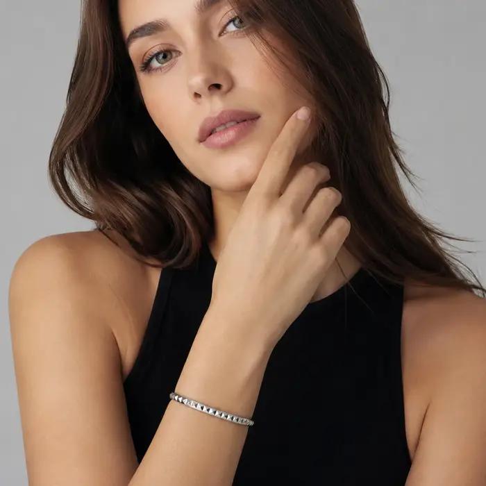 Bracelet goujons Punk cadeau flambant neuf bijoux de mode pour les femmes