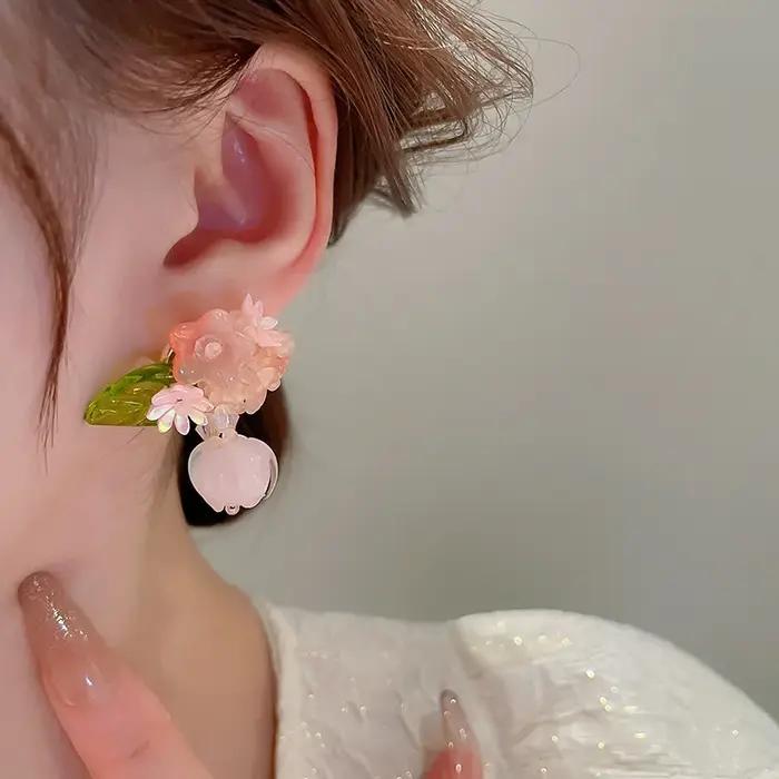 Boucles d'oreilles en résine fleuries pour femmes romantiques mignonnes accessoires de vacances bijoux de styliste cadeaux de fête occaions spéciales