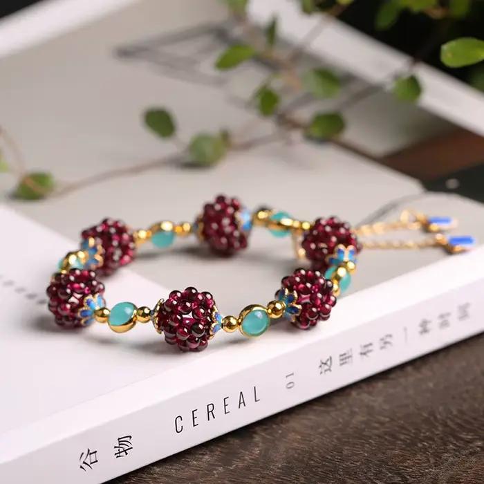 Bracelet en grenat naturel pour femmes