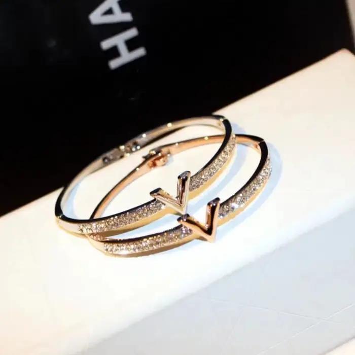 Bracelet pour femme à la mode et luxueux