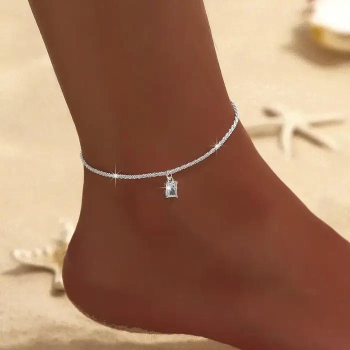 Bracelet de cheville Simple et brillant pour femmes, pendentif croix, couleur argent, bijoux élégants, Bracelet de plage, cadeaux sur pied