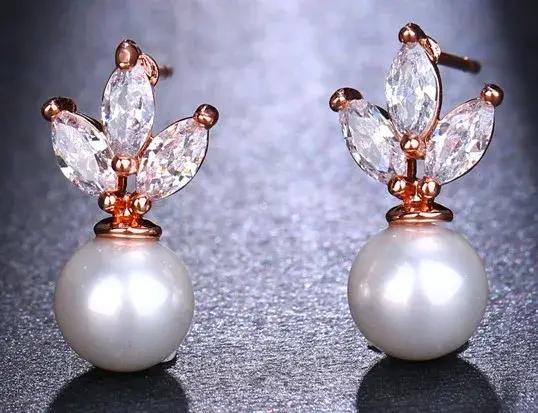 Emmaya luxe autrichien clair cubique zircone boucles d'oreilles pour femmes Imitation