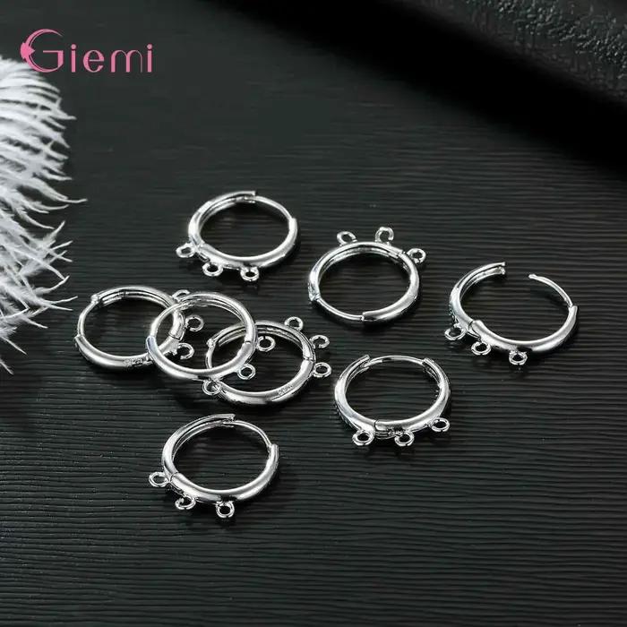Boucles d'oreilles rondes à trois trous en argent sterling 925 pour femmes avec finition brillante et design unique en blanc, rouge, noir et vert