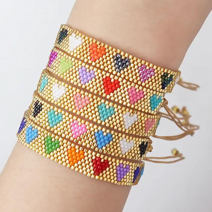 Bracelet bohème en perles Miyuki fait à la main pour femme – Bijoux réglables au design de cœur multicolore