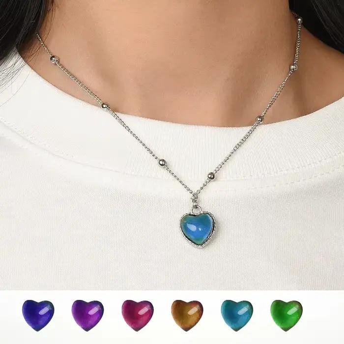 Collier d'humeur créative changement de couleur collier en forme de cœur chaîne en acier inoxydable bijoux pour femmes occasions spéciales émotions