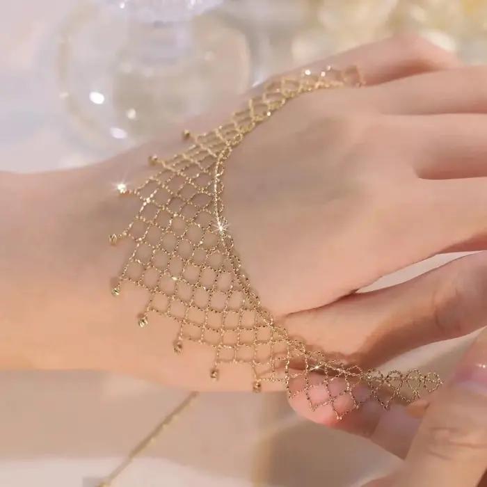 Collier en dentelle tissée de Style Court français, chaîne de clavicule en boule d'or, Design de Nic