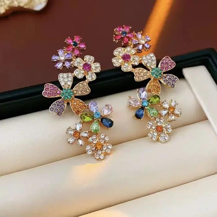 Boucles d'oreilles élégantes et colorées en forme de fleurs, bijoux légers et délicats pour femmes,