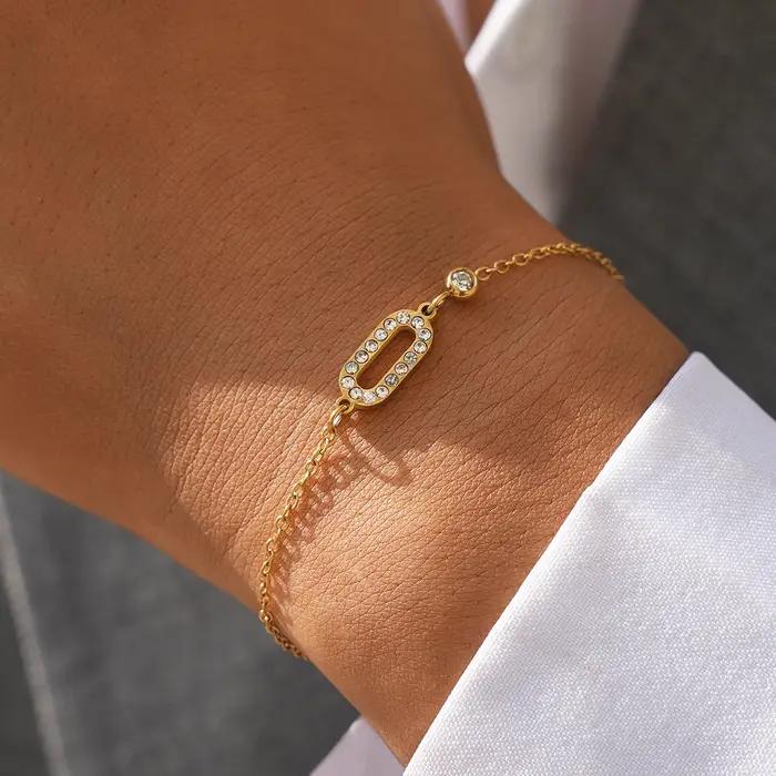 Bracelet en acier inoxydable serti de zircon squelette moderne tracker d'humeur pour femmes occasions spéciales elegance et technologie